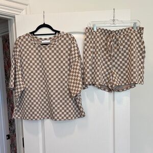 Ces Femme Brown and White Checkered Short Set